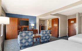 Comfort Suites Near Birkdale Village- Huntersville